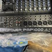 Yamaha MG12XU és Behringer PMP1000