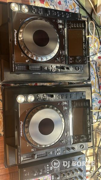 CDJ 2000 NEXUS + RACK PÁRBAN