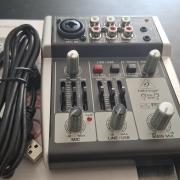 Behringer XENYX 302USB analóg keverő 5 bemenet