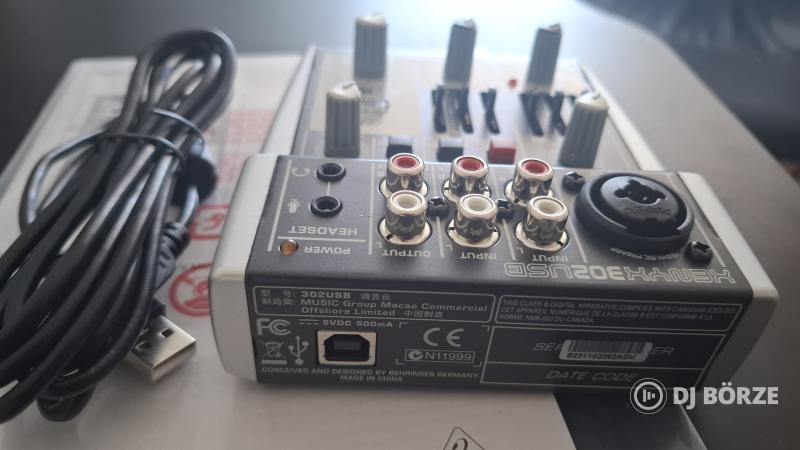Behringer XENYX 302USB analóg keverő 5 bemenet