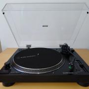 AudioTechnica AT-LP120XUSB direkt hajtású lemezjátszó