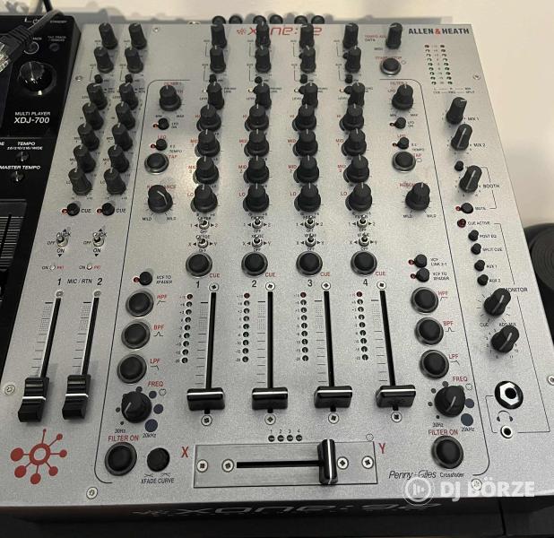 Allen & Heath XONE:92 keverő