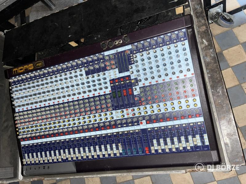 Midas Venice 320analóg keverő