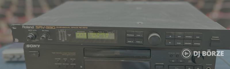 Roland SRV 330 effekt processzor
