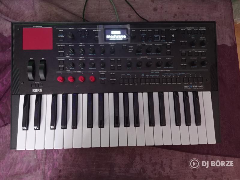 Korg Modwave MK2 Szintetizátor