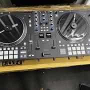 RANE One DJ kontroller újszerű állapotban