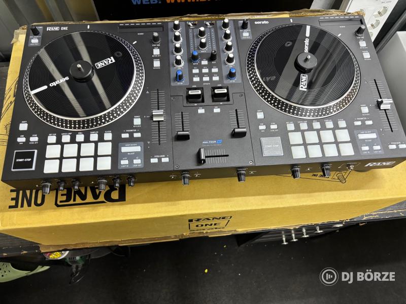 RANE One DJ kontroller újszerű állapotban