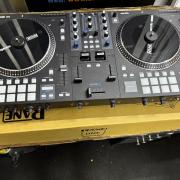 RANE One DJ kontroller újszerű állapotban