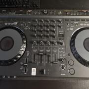 AlphaTheta DDJ-GRV6