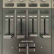 Native Instruments Traktor Kontrol S4 MK3