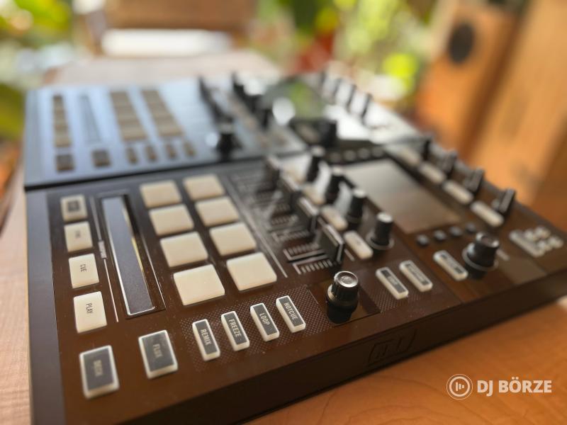 Native Instruments - Traktor D2 Pár + Deck Saver