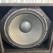 4 db RCF copy 18”-os passzív mélyláda