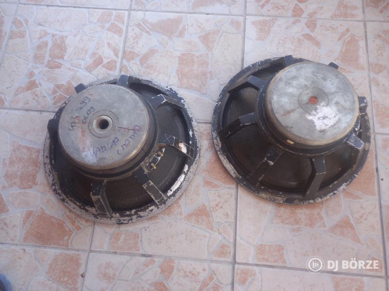 Reflex R300 hangszórók