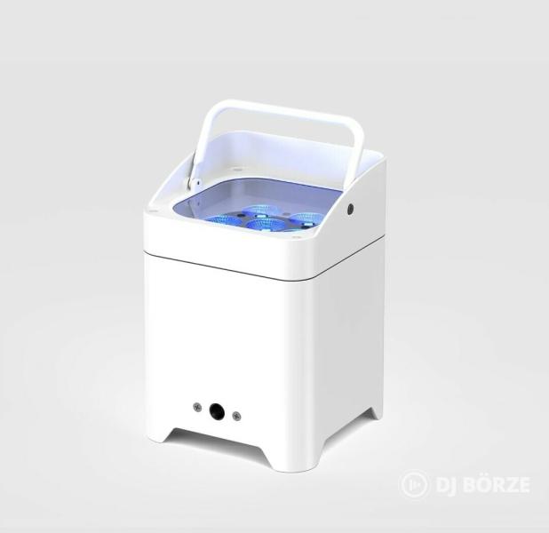 Eladó új, 6x18 watt akkumulátoros PAR lámpák, hordtáskákkal, rackekkel