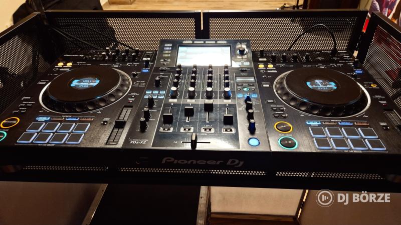 Pioneer xdj xz