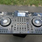 Pioneer XDJ XZ + táska