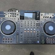 Pioneer XDJ XZ + táska