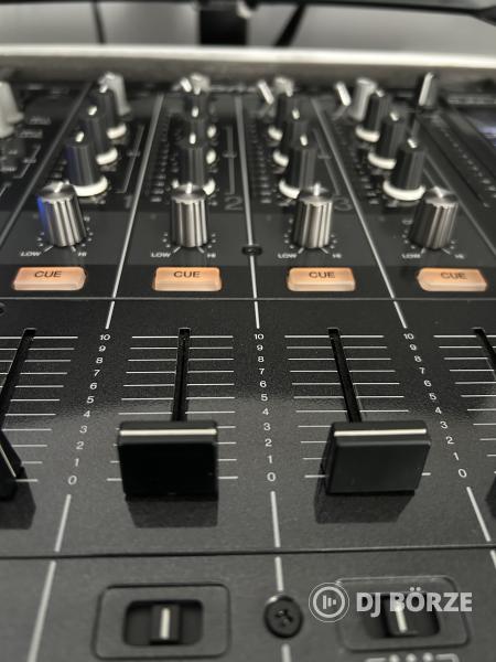 Pioneer DJM 800