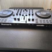 Numark Ns4 fx