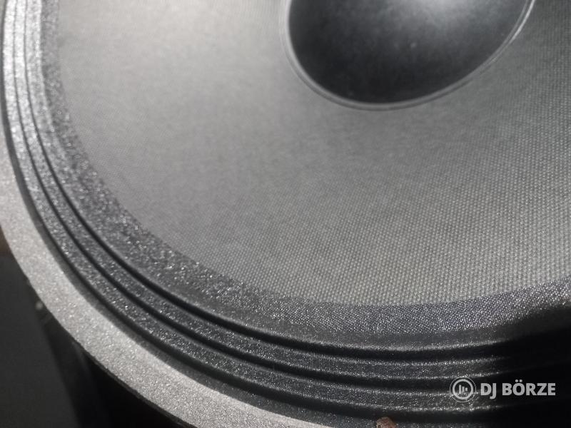 1 db Új Reflex R300 hangszóró