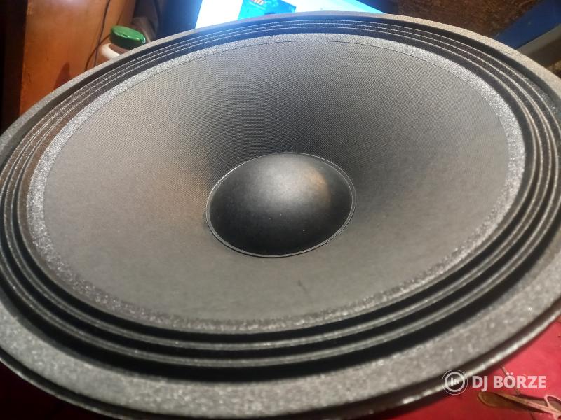 1 db Új Reflex R300 hangszóró