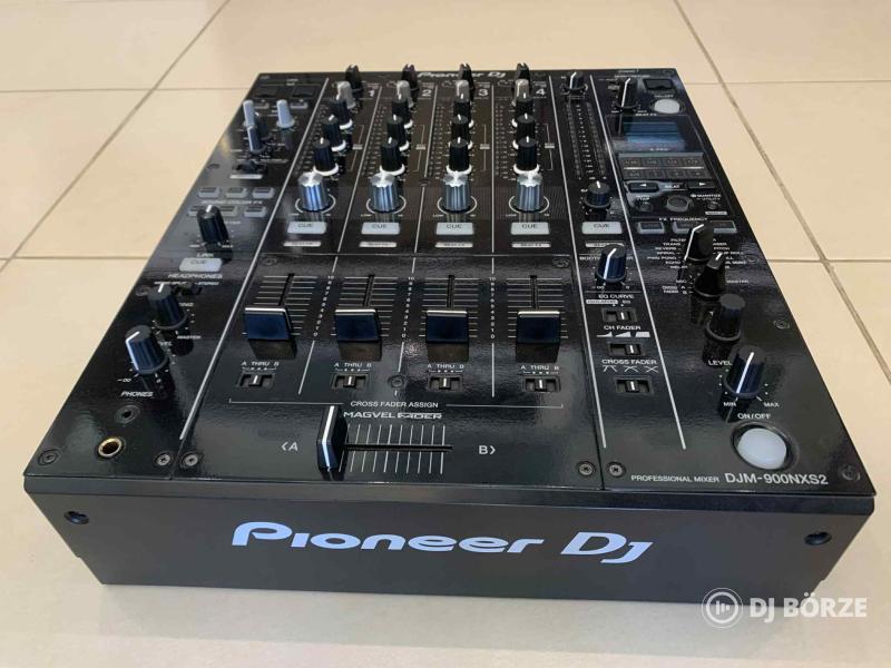 "Pioneer DJM 900 Nexus 2" keverő