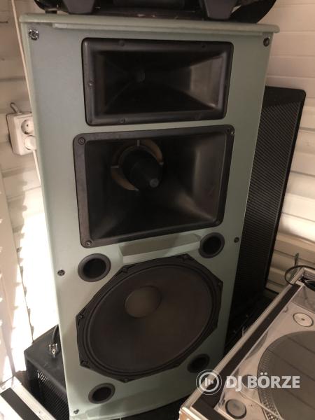 Eladó vagy beszámitás is mehet Martin audio em185