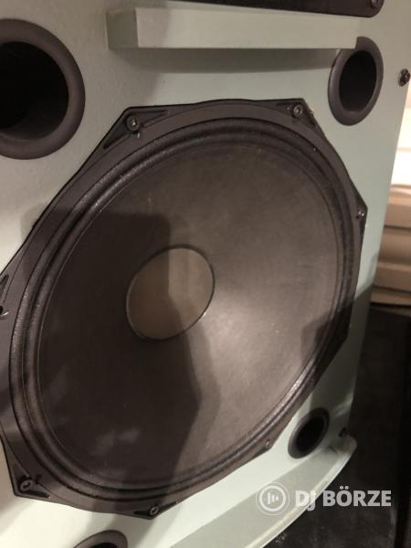 Eladó vagy beszámitás is mehet Martin audio em185