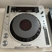 Pioneer CDJ 800 MK2