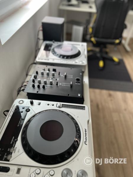 Pioneer CDJ 800 MK2