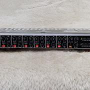 Behringer RX1602 vonalkeverő