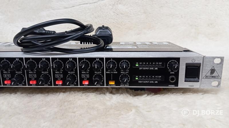 Behringer RX1602 vonalkeverő