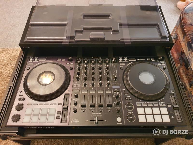 Pioneer DDJ1000 + ZOMO RACK