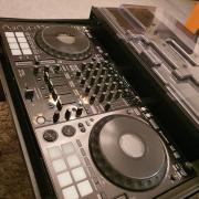 Pioneer DDJ1000 + ZOMO RACK