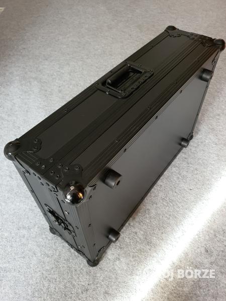 Pioneer DDJ1000 + ZOMO RACK