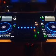 Denon SC5000 Prime pár + Xone PX5 keverőpult – újszerű állapotban
