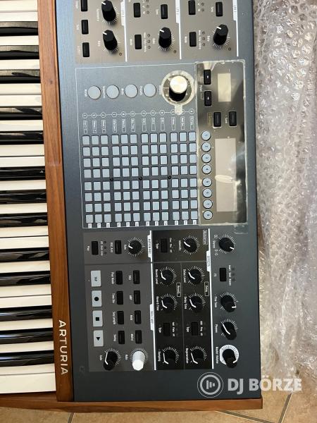 Arturia Polybrute