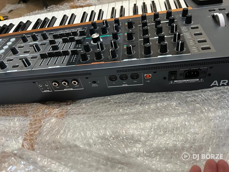 Arturia Polybrute