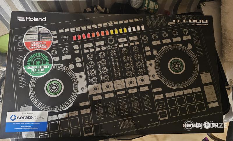 Roland DJ808