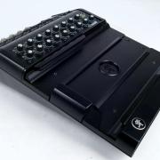MACKIE DL1608 digit keverő
