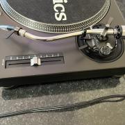 2DB GYŰJTŐI ÁLLAPOTÚ TECHNICS SL 1210-MK2