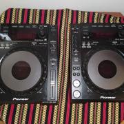 Eladó Pioneer CDJ-850 lejátszó pár