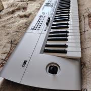 Roland Juno