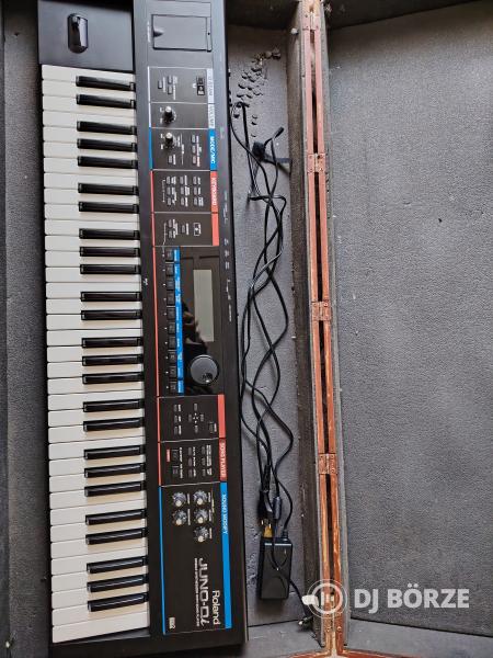 Roland Juno