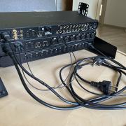 MOTU 828 MK3, MOTU 8Pre, MOTU MIDI Express 128, 4U rack, kábelek