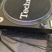 2DB TECHNICS SL-1210MK2 LEMEZJÁTSZÓ EREDETI CSOMAGOLÁSBAN,MINDEN TARTOZÉKKAL ELADÓ