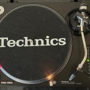 2DB TECHNICS SL-1210MK2 LEMEZJÁTSZÓ EREDETI CSOMAGOLÁSBAN,MINDEN TARTOZÉKKAL ELADÓ