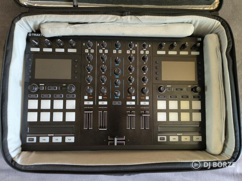 Native Instruments Traktor Kontrol S5 + Traktor Pro 3 + UDG táska + 5m Klotz RCA kábel