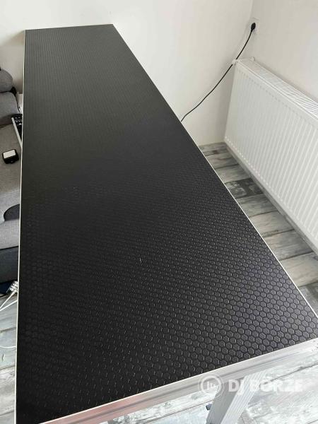 PIONEER DJS-1000 sampler / Stairville Tour Stage asztal 2m x 0,5m + lábak