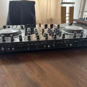 Native instrument S4 mkII